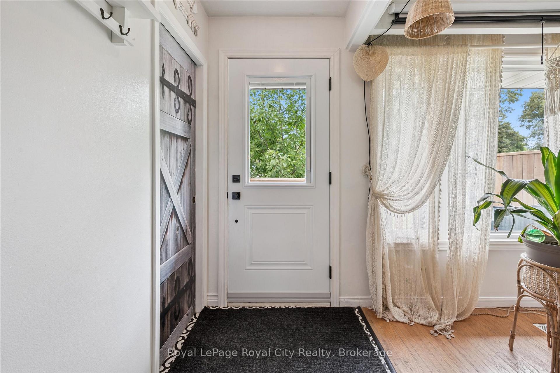 Photo 4 of 62 Sheridan Street, Guelph, Riverside Park — HOMEH