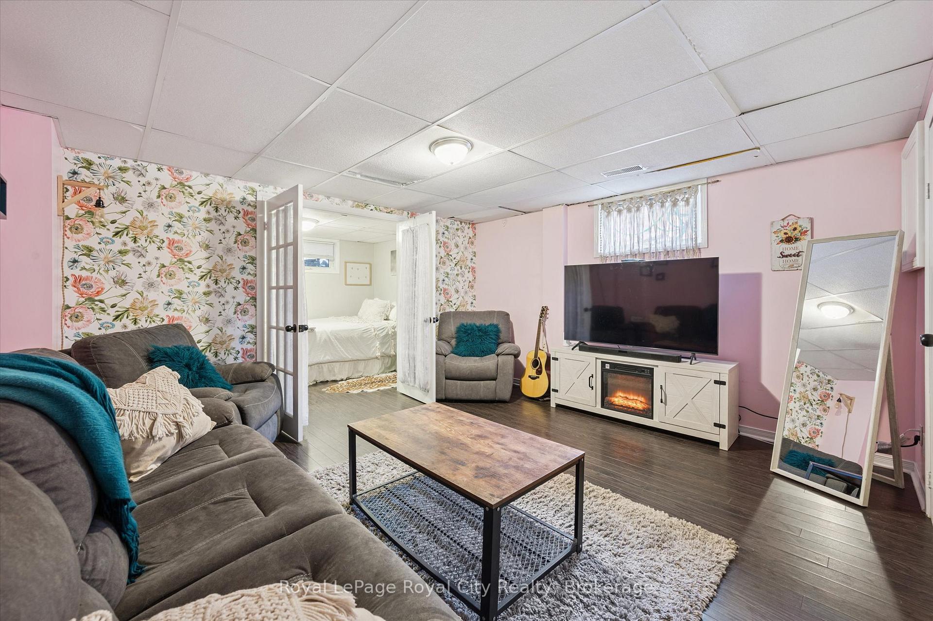 Photo 15 of 62 Sheridan Street, Guelph, Riverside Park — HOMEH