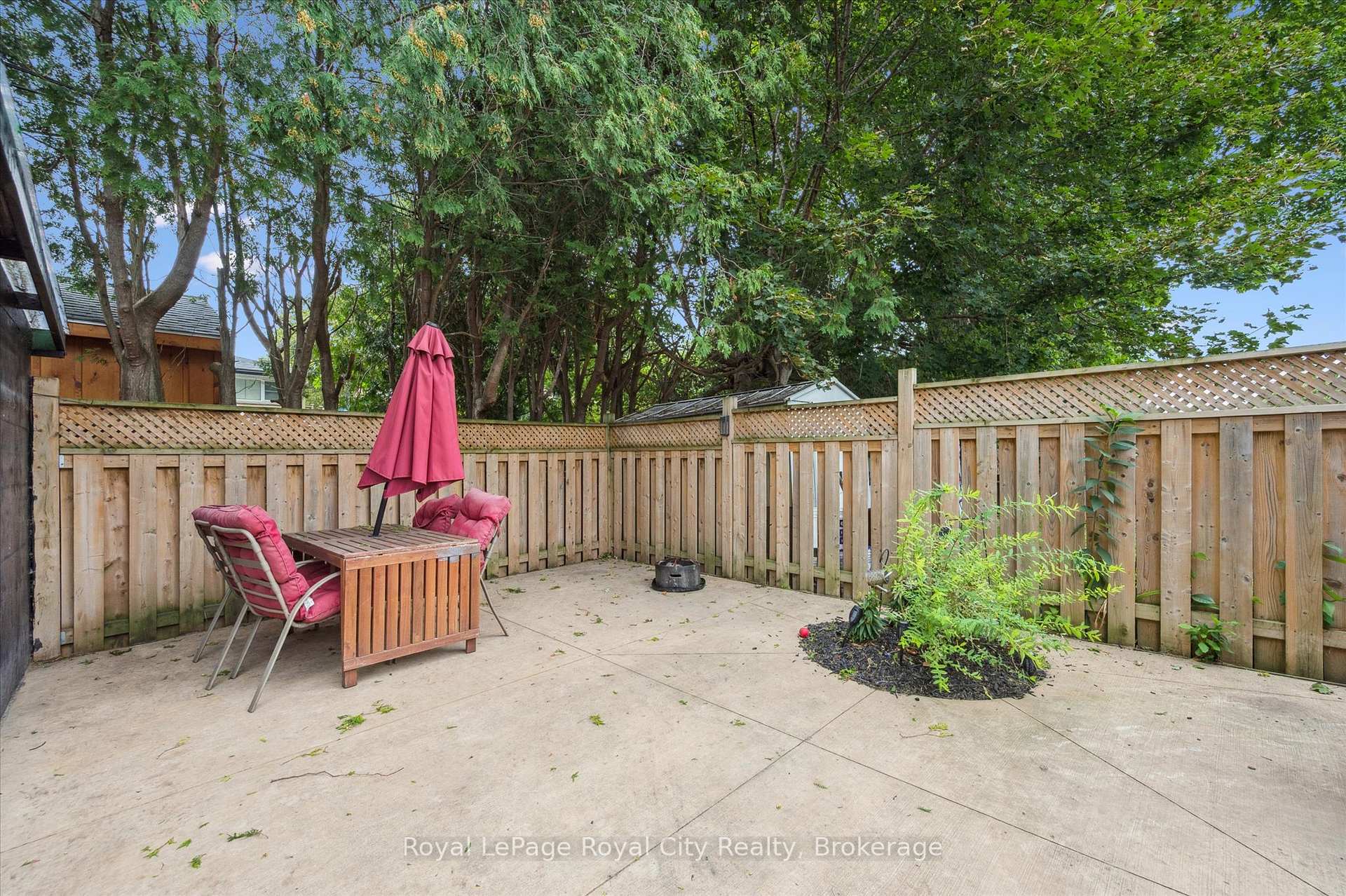 Photo 21 of 62 Sheridan Street, Guelph, Riverside Park — HOMEH
