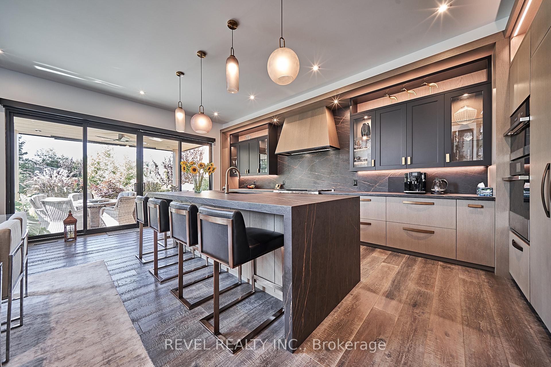 Photo 14 of 516 Poplar Avenue, Ajax, South East — HOMEH