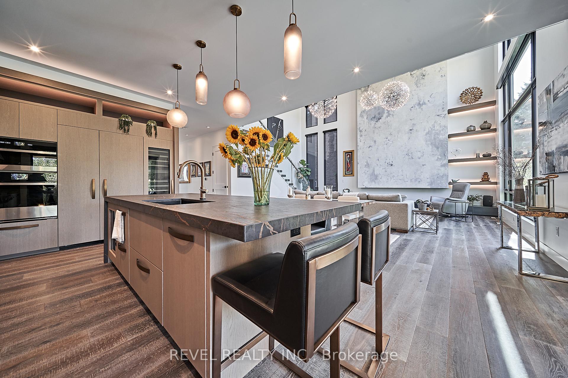 Photo 11 of 516 Poplar Avenue, Ajax, South East — HOMEH