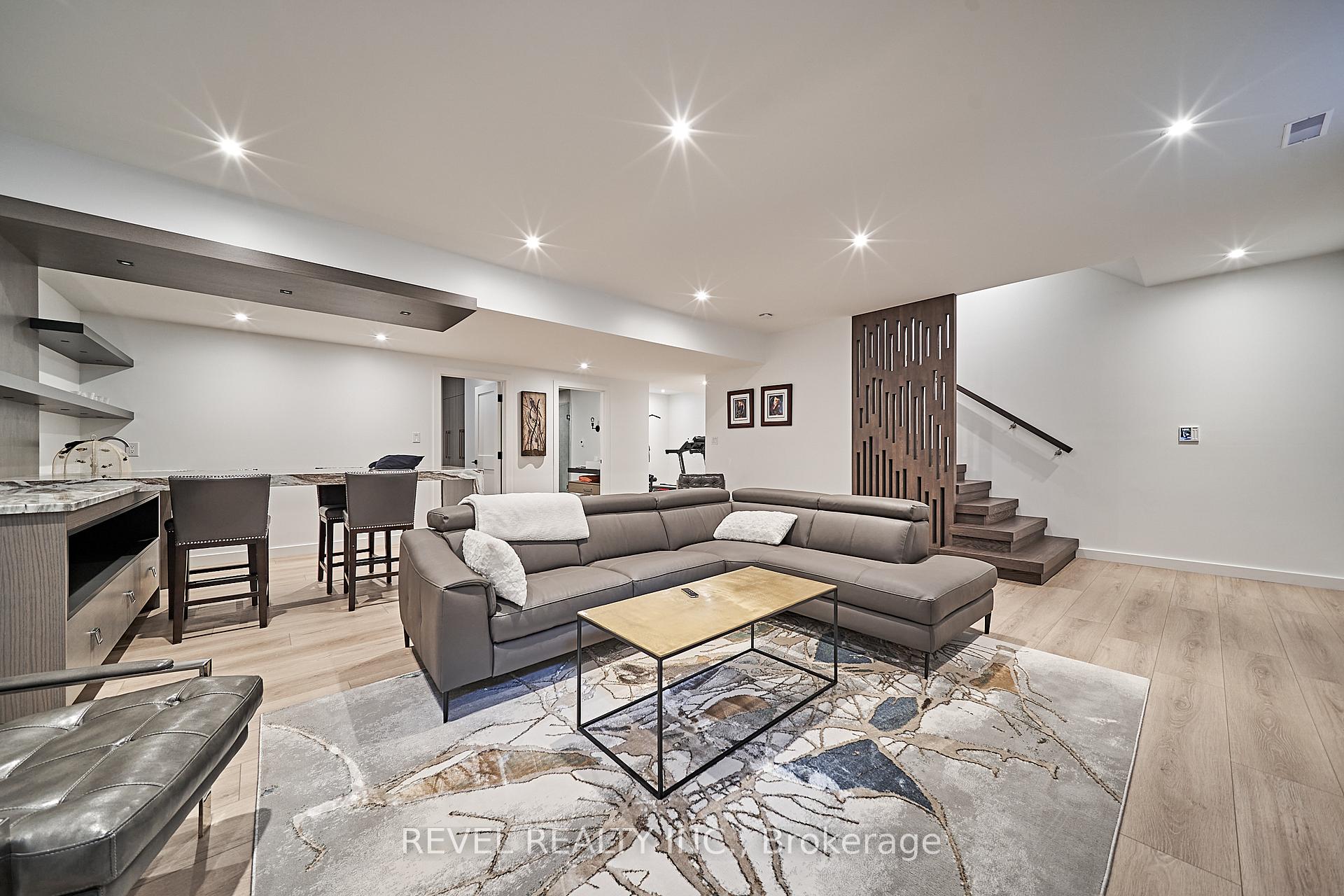 Photo 33 of 516 Poplar Avenue, Ajax, South East — HOMEH