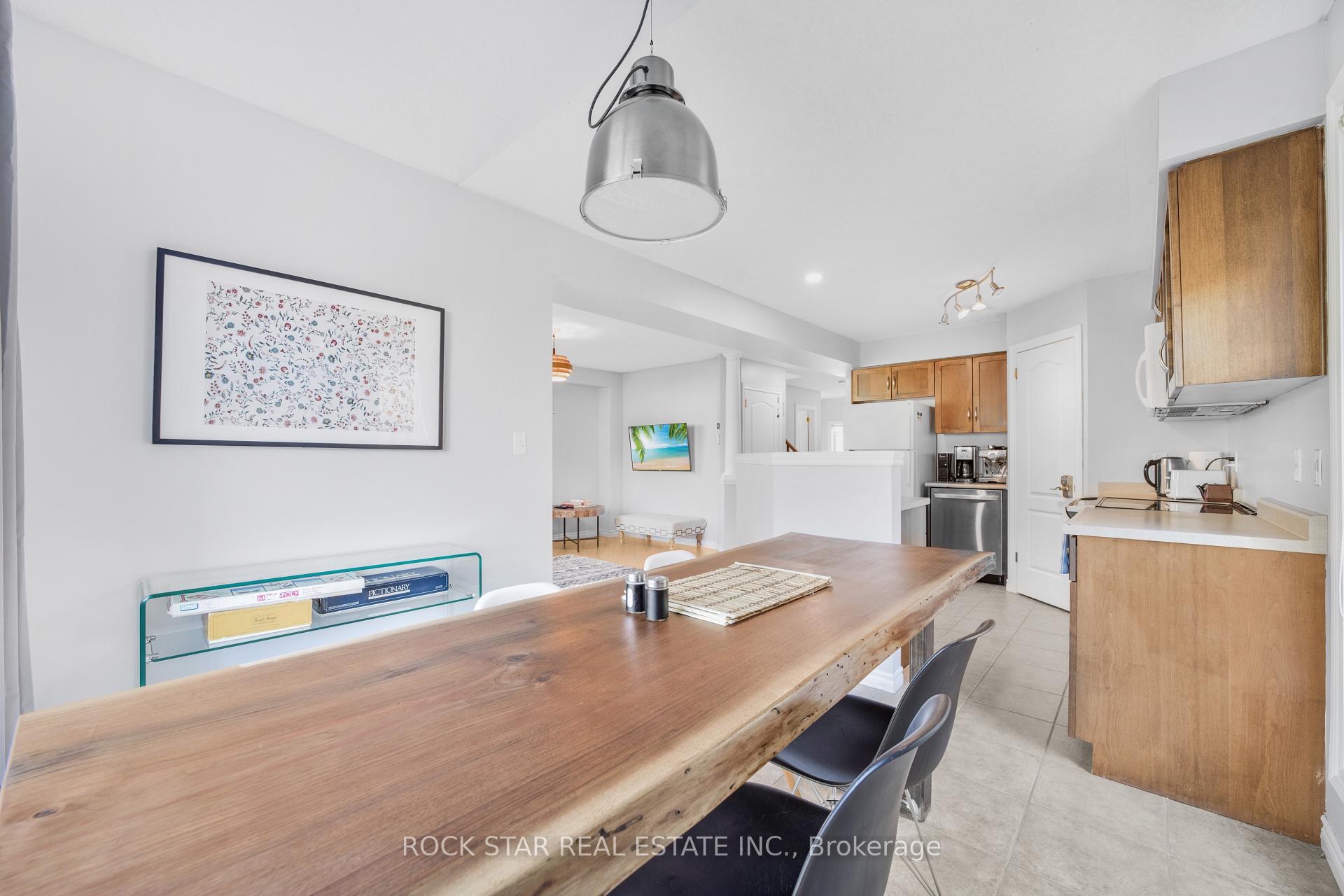 Photo 12 of 27 Truesdale Crescent, Guelph, Kortright West — HOMEH