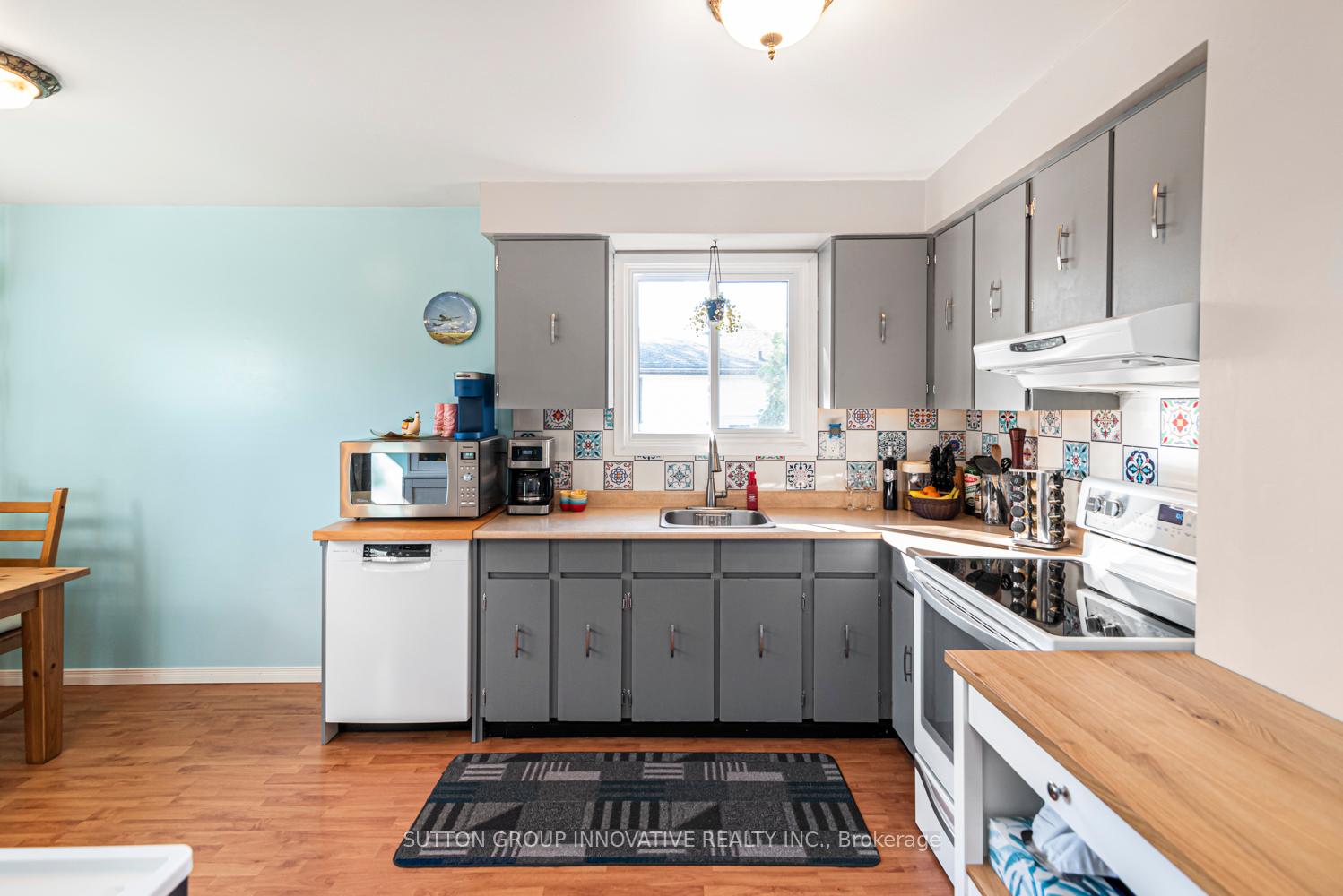 Photo 16 of 128 Moxley Drive, Hamilton, Lisgar — HOMEH