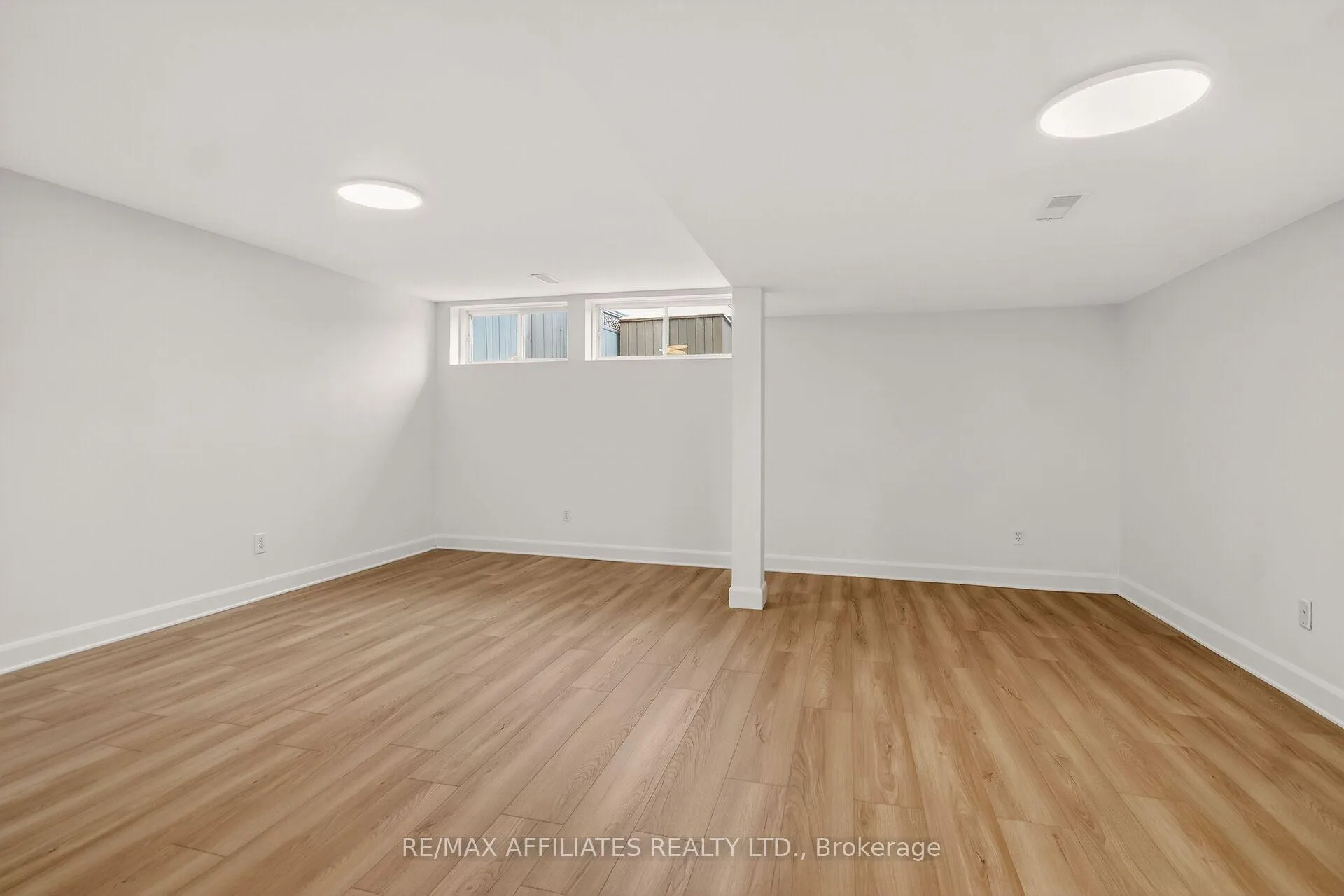 Photo 37 of 137 Lilibet Crescent, Ottawa, Ellwood — HOMEH
