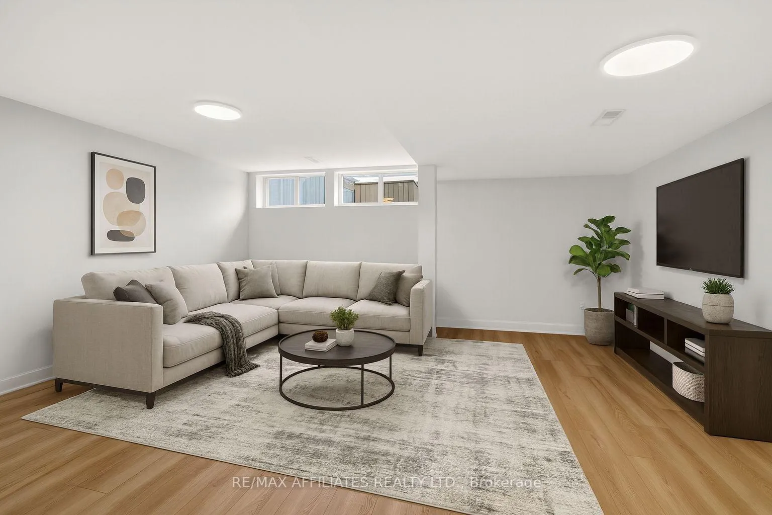 Photo 38 of 137 Lilibet Crescent, Ottawa, Ellwood — HOMEH