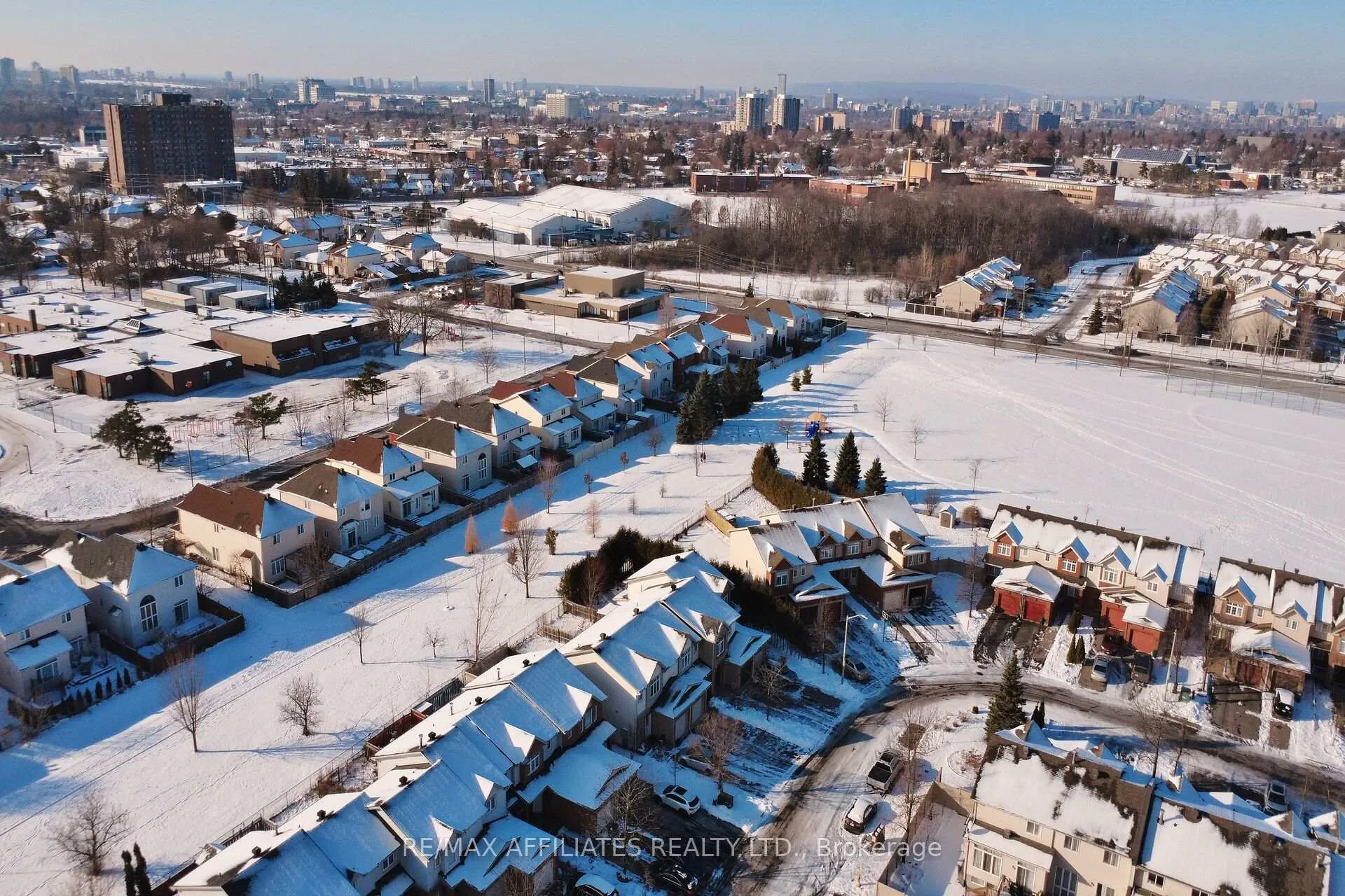 Photo 48 of 137 Lilibet Crescent, Ottawa, Ellwood — HOMEH