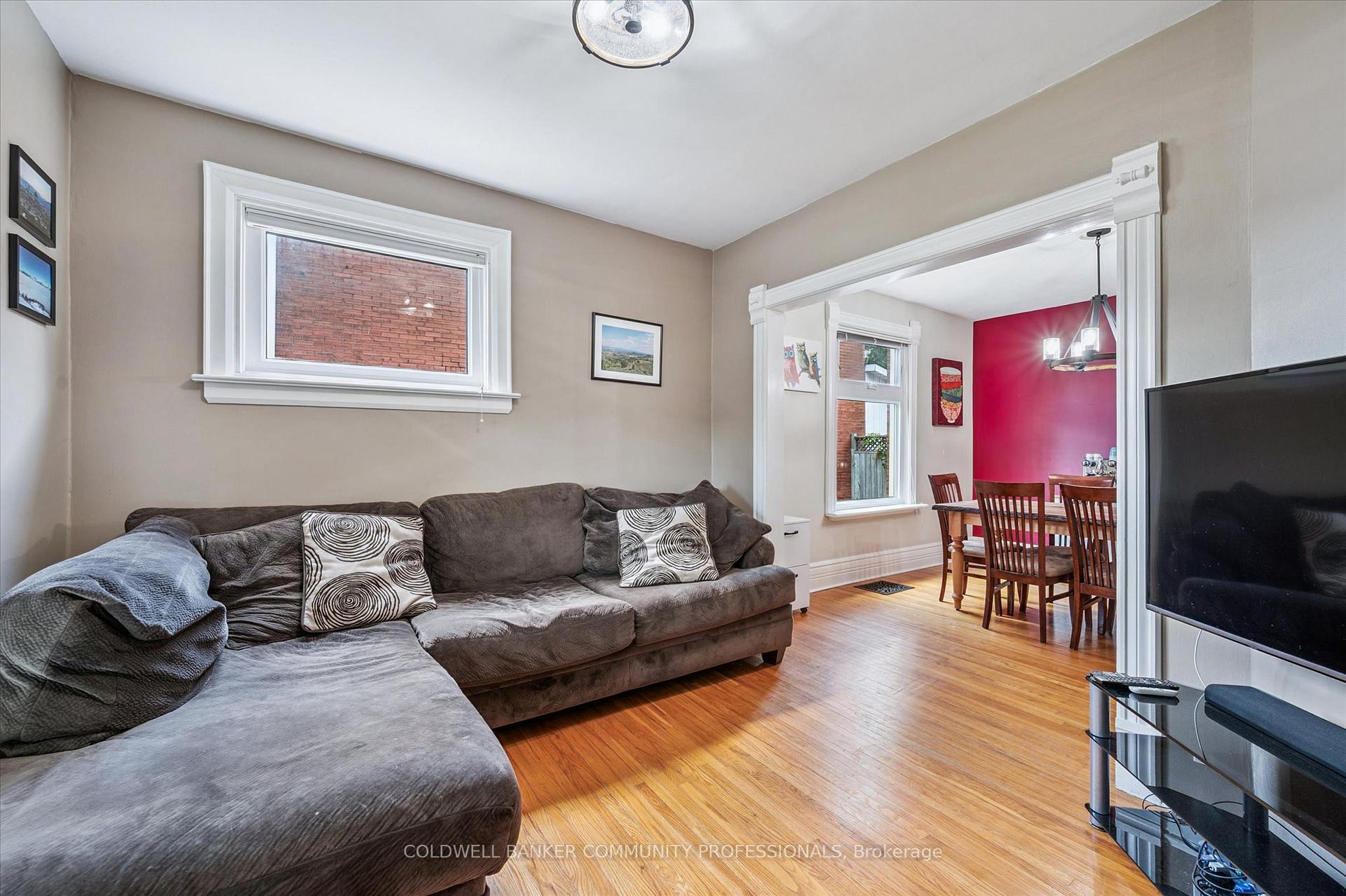 Photo 8 of 275 Waterloo Avenue, Guelph, Junction/Onward Willow — HOMEH