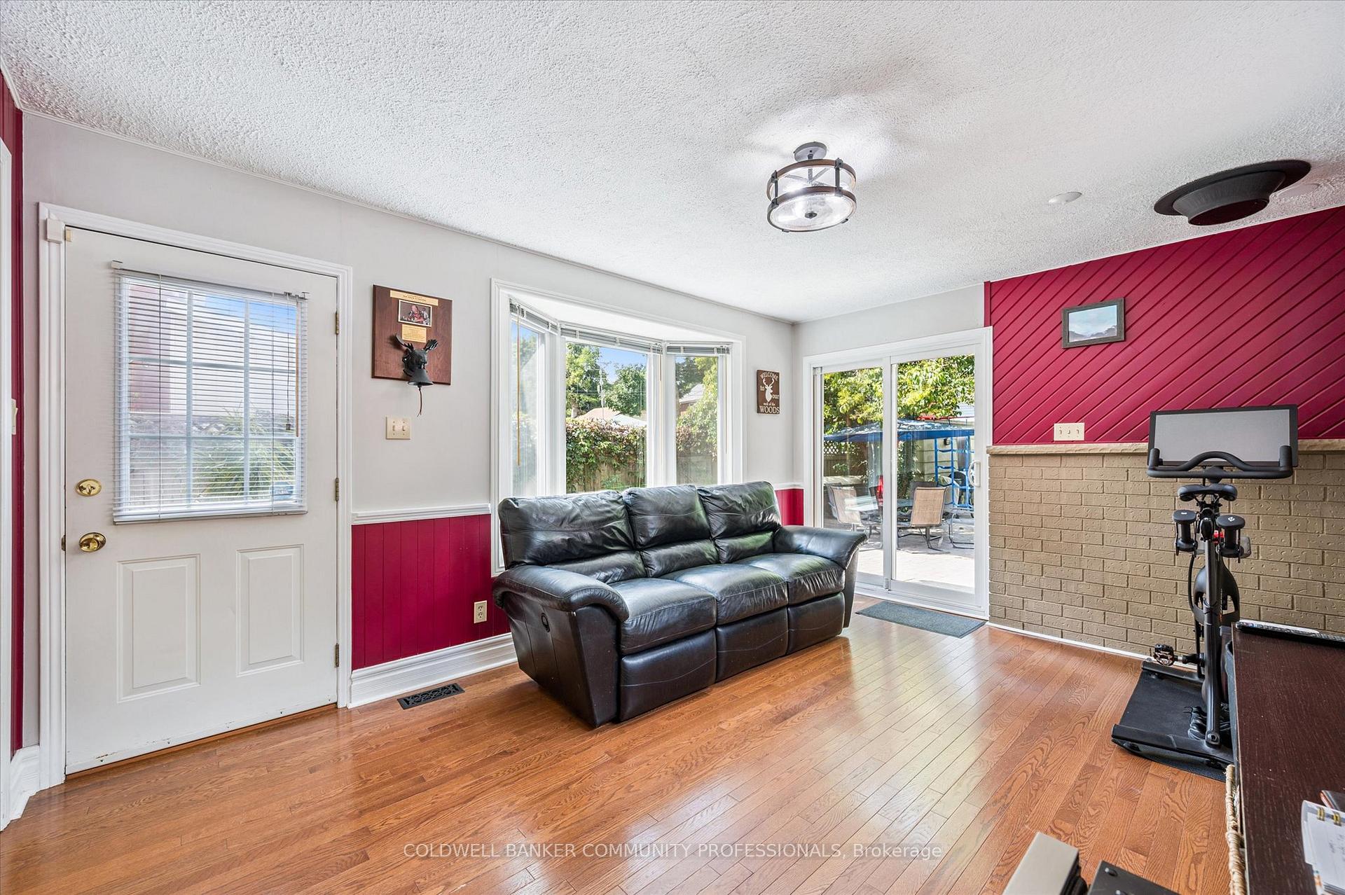 Photo 18 of 275 Waterloo Avenue, Guelph, Junction/Onward Willow — HOMEH