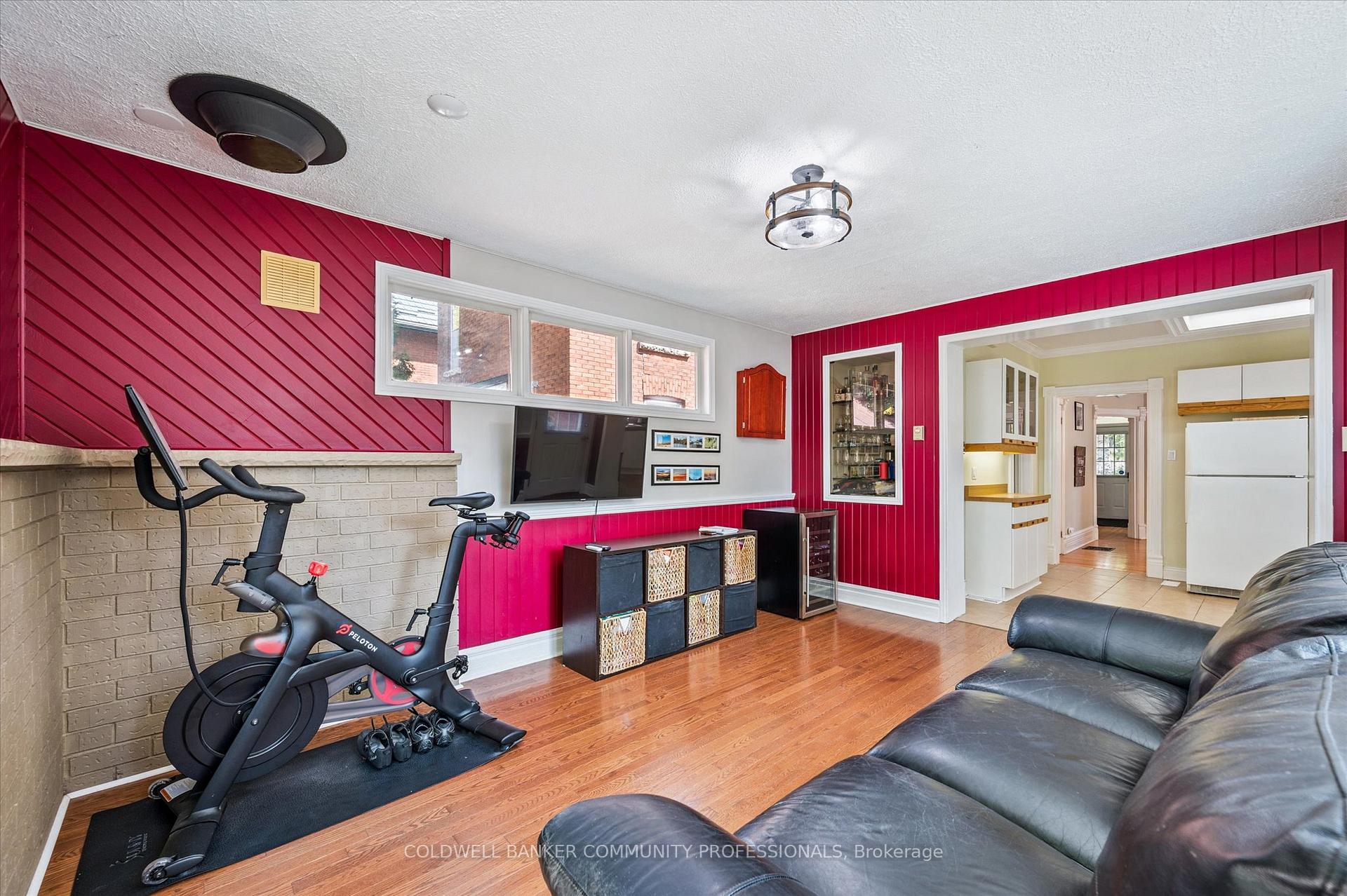 Photo 20 of 275 Waterloo Avenue, Guelph, Junction/Onward Willow — HOMEH