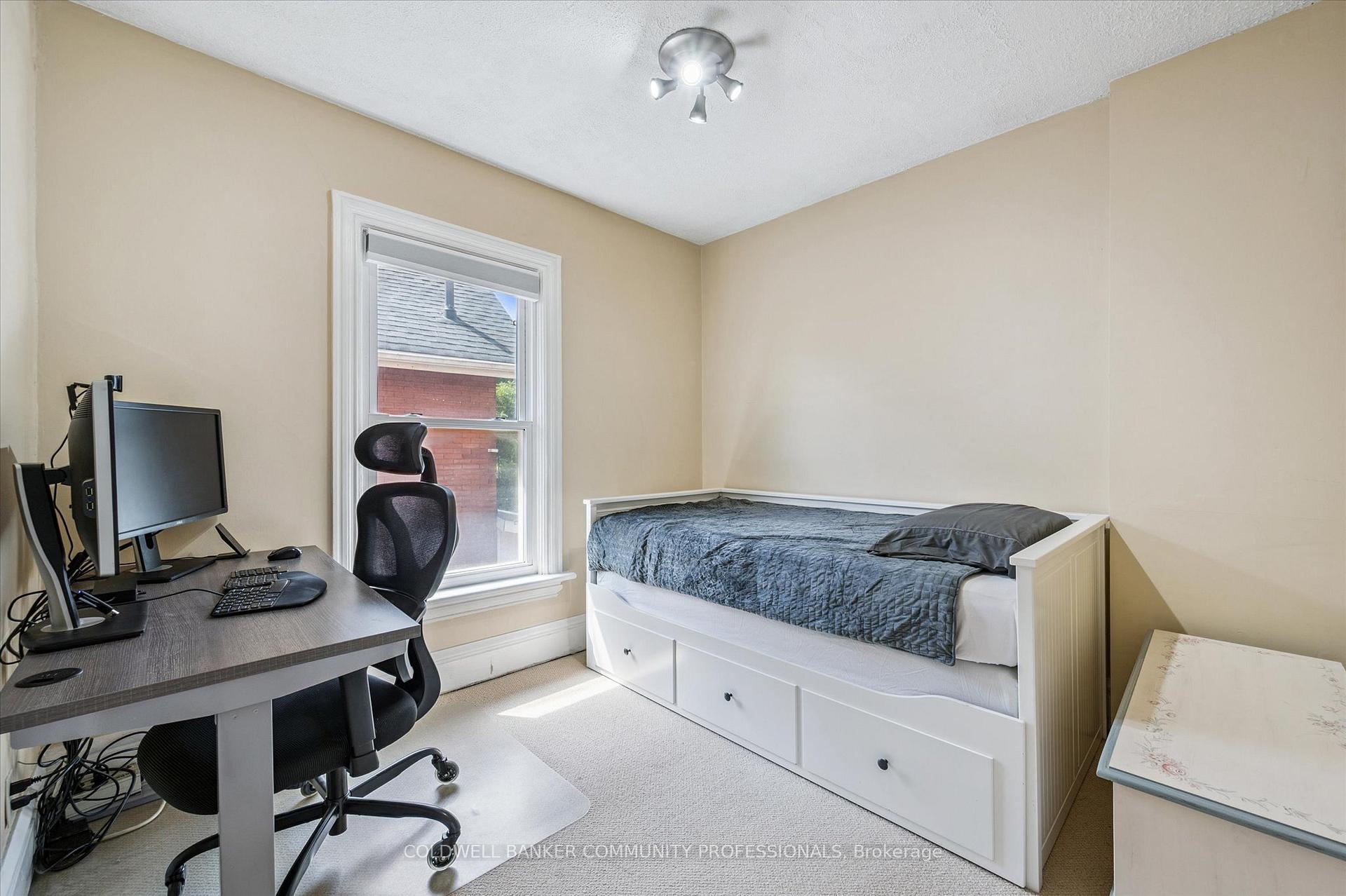 Photo 23 of 275 Waterloo Avenue, Guelph, Junction/Onward Willow — HOMEH