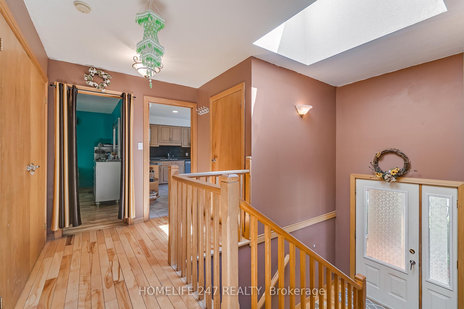 Photo 6 of 331 Paisley Road, Guelph, Junction/Onward Willow — HOMEH