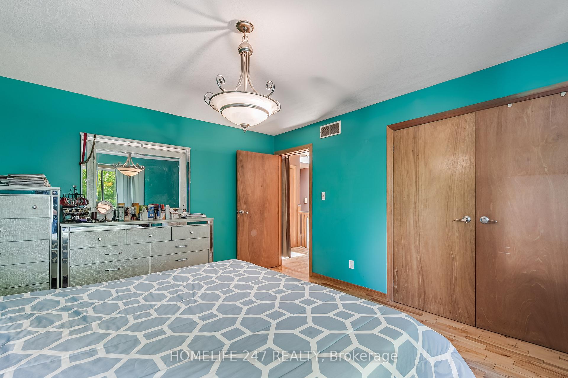 Photo 14 of 331 Paisley Road, Guelph, Junction/Onward Willow — HOMEH