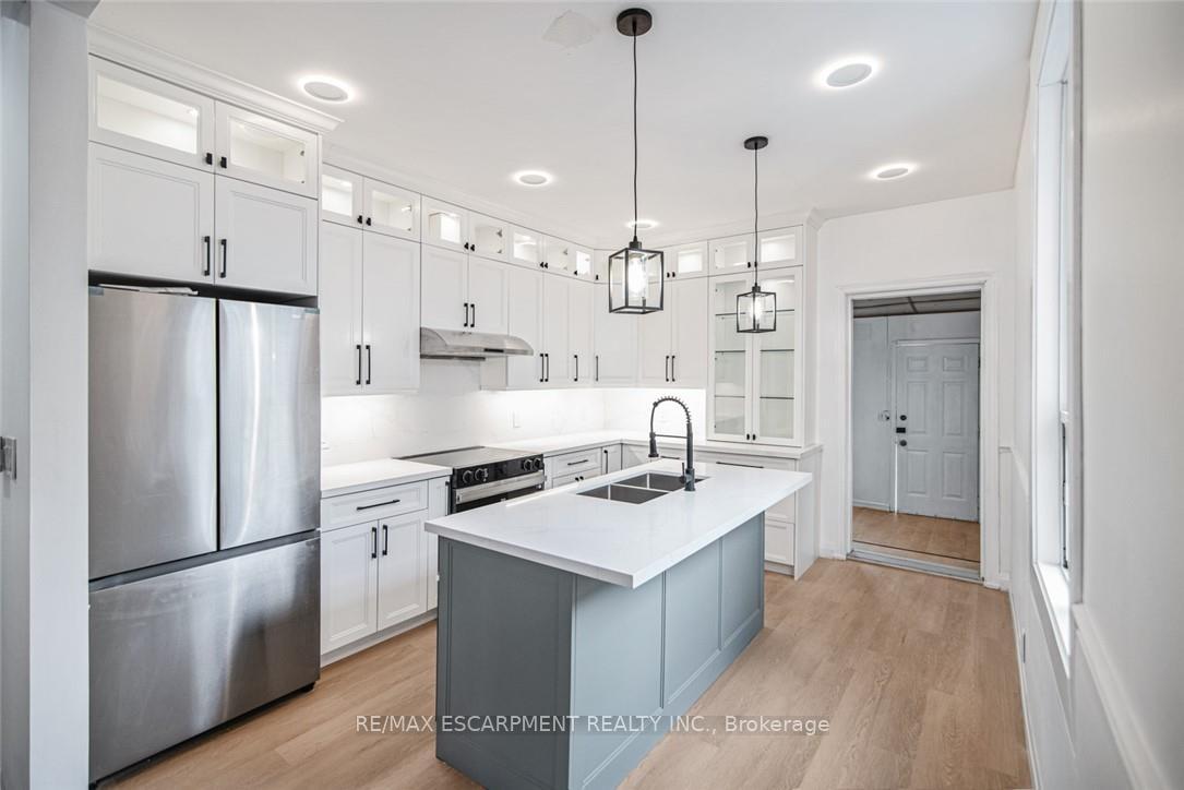 Photo 2 of 48 Aikman Avenue, Hamilton, Gibson — HOMEH