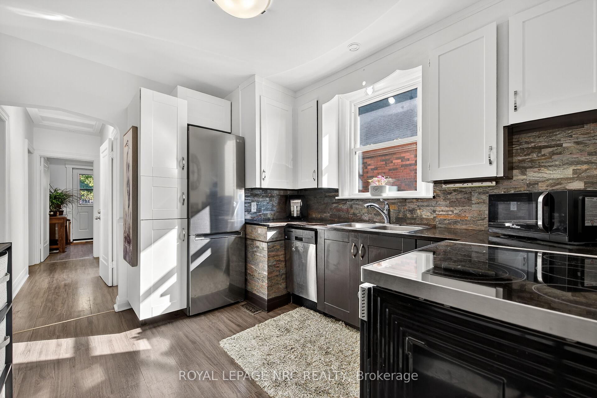 Photo 7 of 199 West 2nd Street, Hamilton, Southam — HOMEH