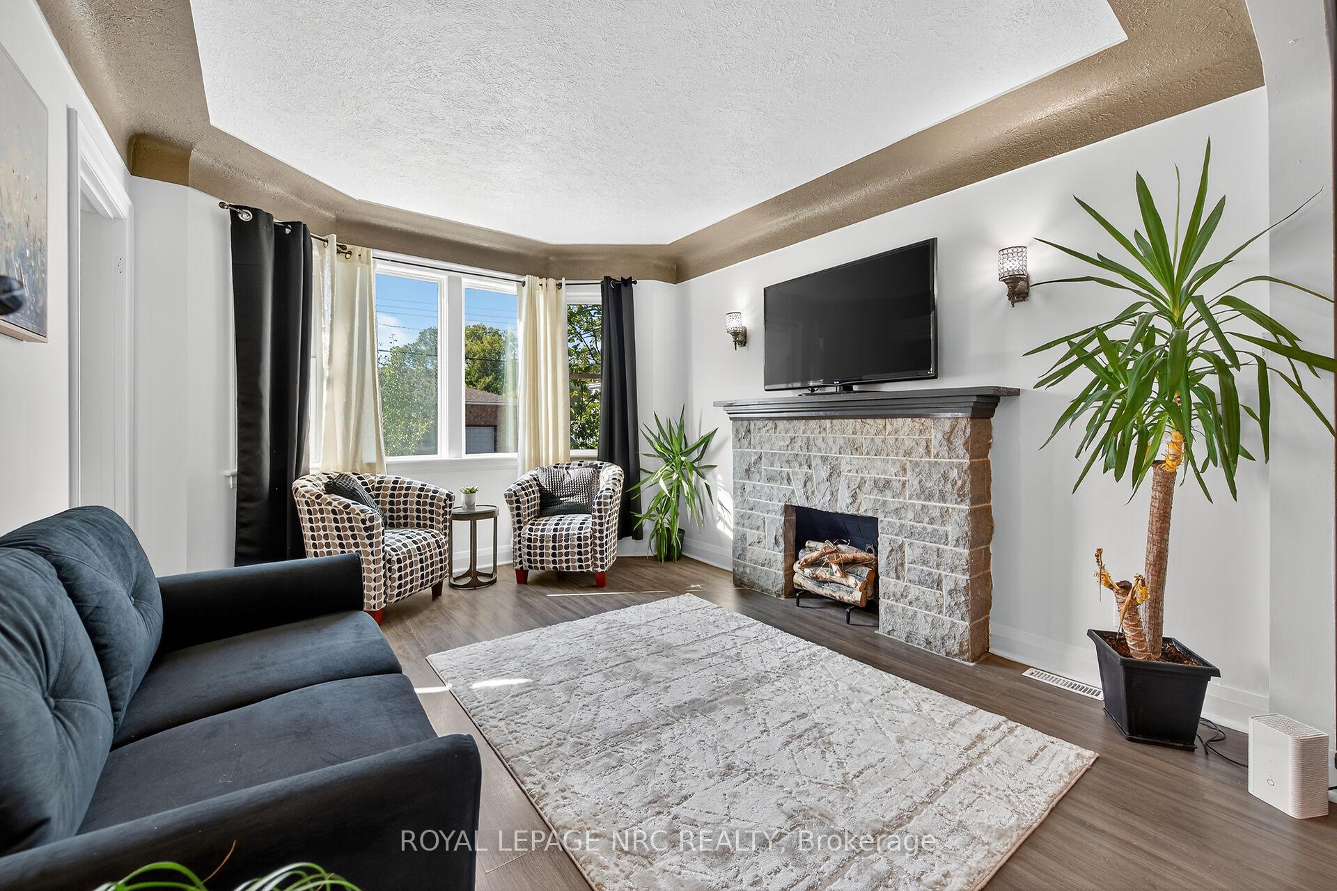Photo 12 of 199 West 2nd Street, Hamilton, Southam — HOMEH