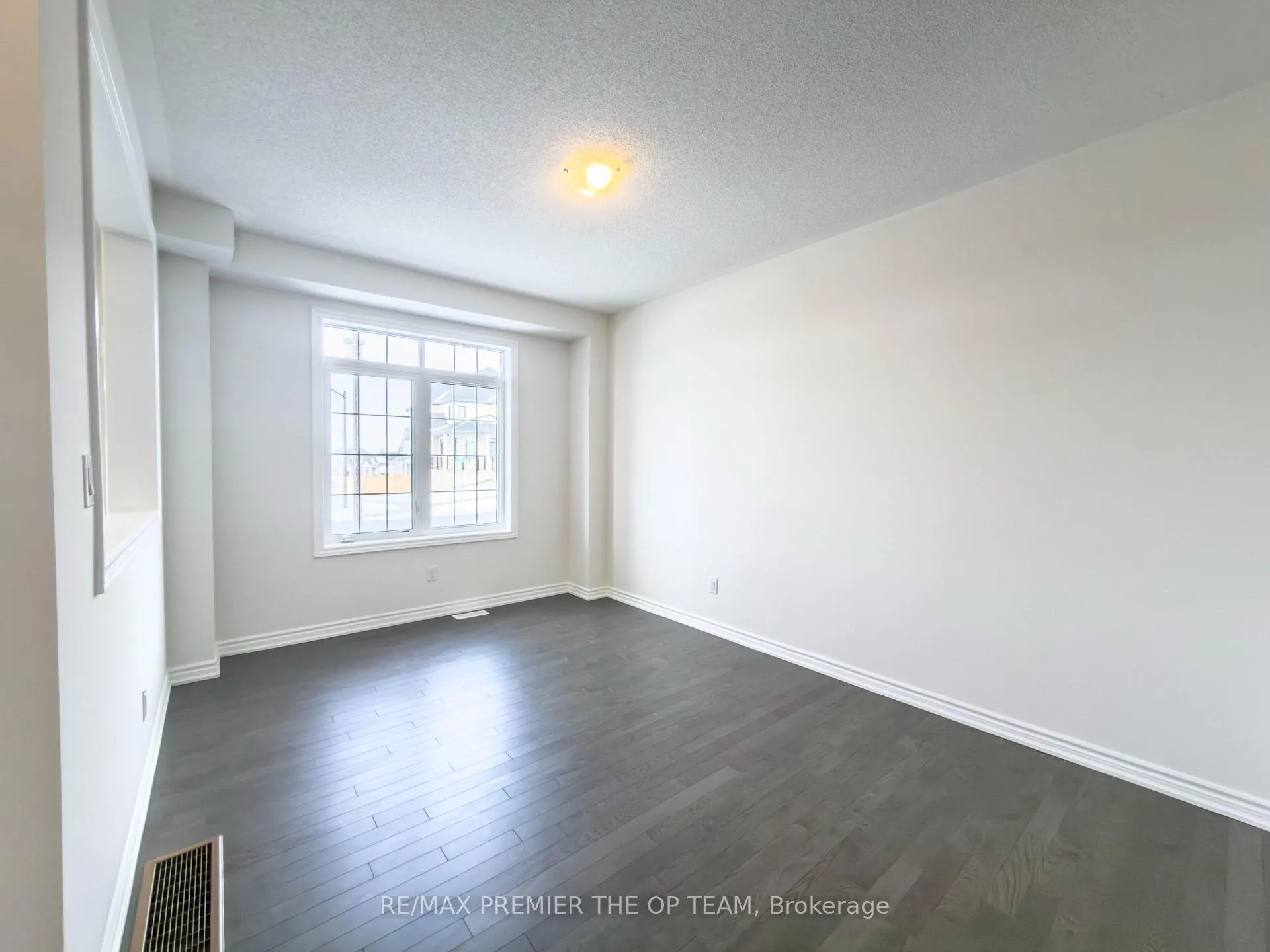 Photo 5 of 67 Lawrence D. Pridham Avenue, New Tecumseth, Rural New Tecumseth — HOMEH