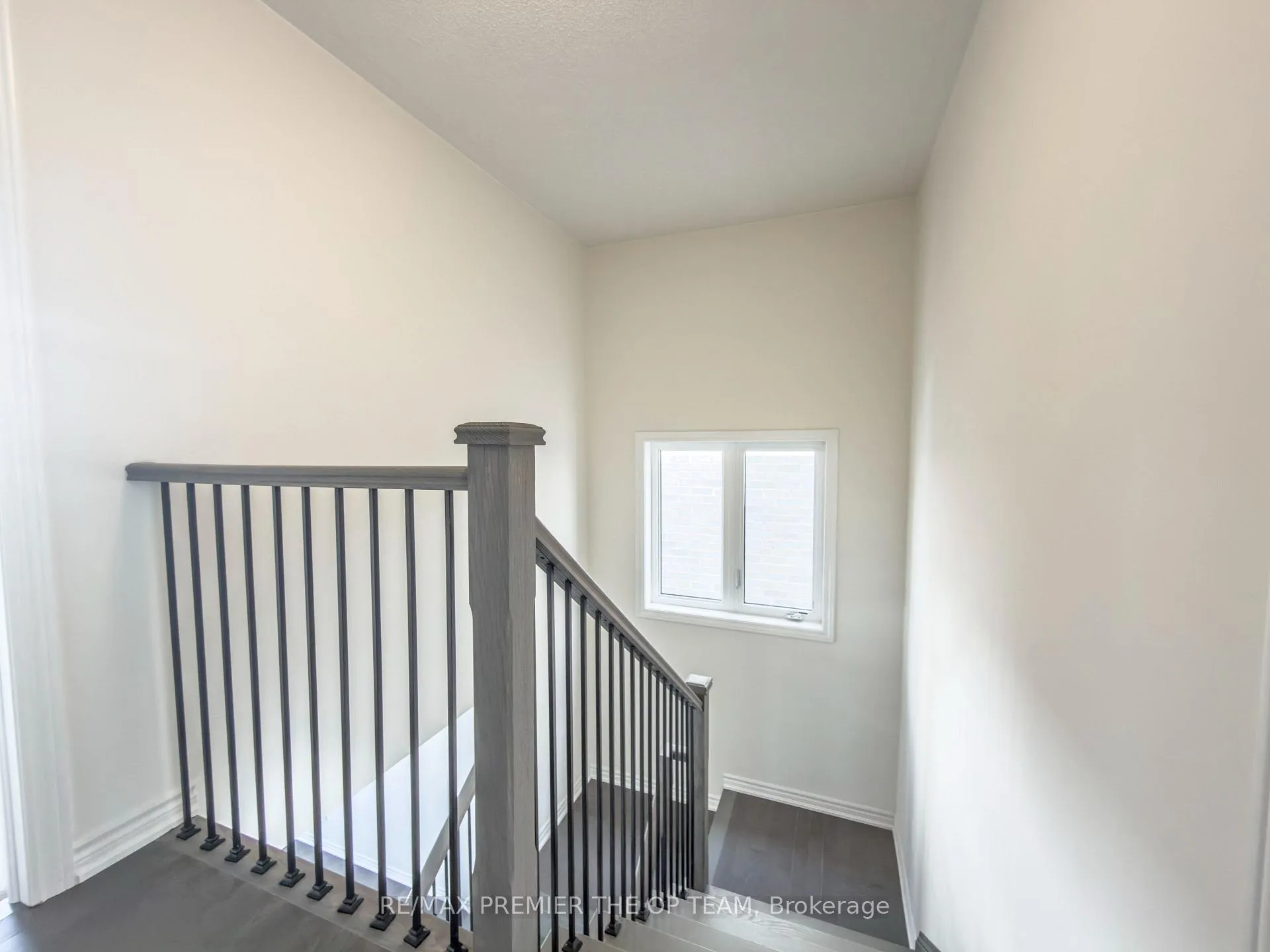 Photo 8 of 67 Lawrence D. Pridham Avenue, New Tecumseth, Rural New Tecumseth — HOMEH