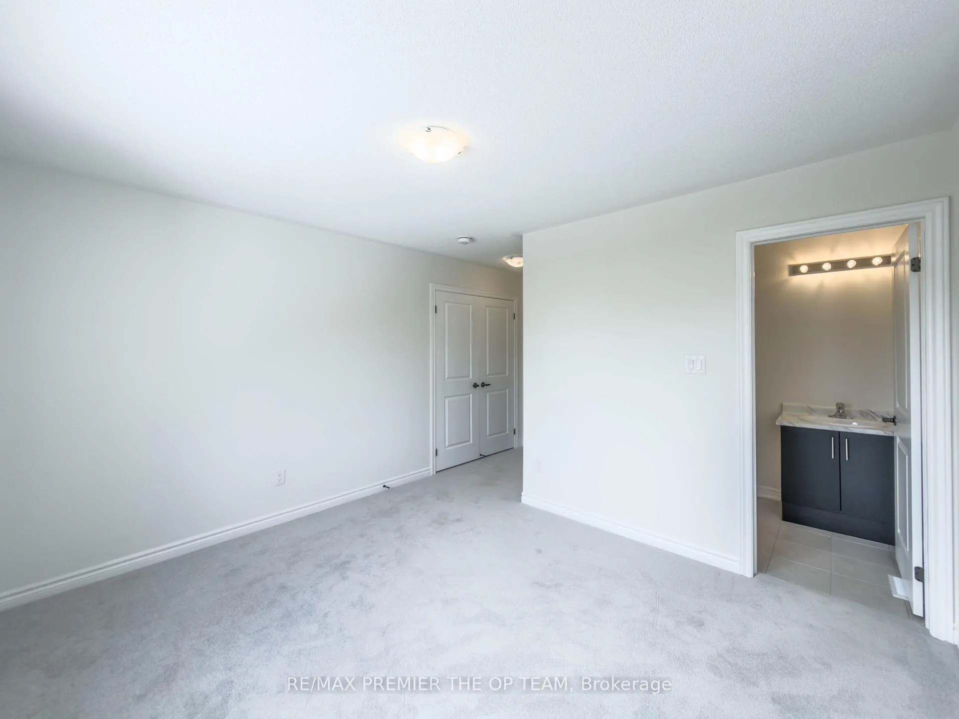Photo 23 of 67 Lawrence D. Pridham Avenue, New Tecumseth, Rural New Tecumseth — HOMEH