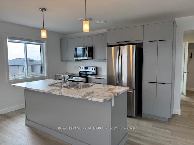 Photo 6 of Unit B, 4 Horton Court, Belleville, Belleville Ward — HOMEH