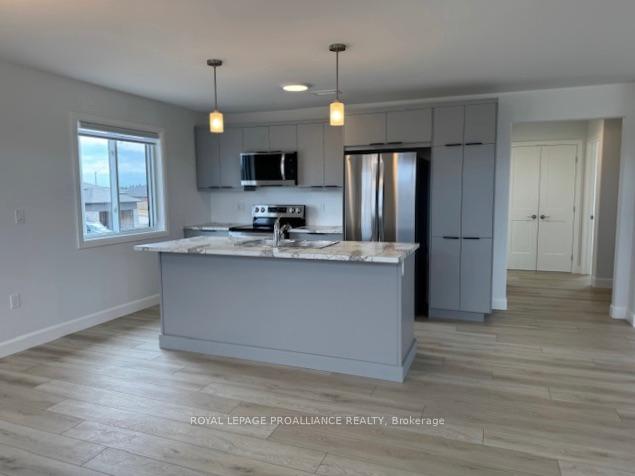 Photo 11 of Unit B, 4 Horton Court, Belleville, Belleville Ward — HOMEH