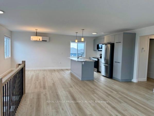 Photo 21 of Unit B, 4 Horton Court, Belleville, Belleville Ward — HOMEH