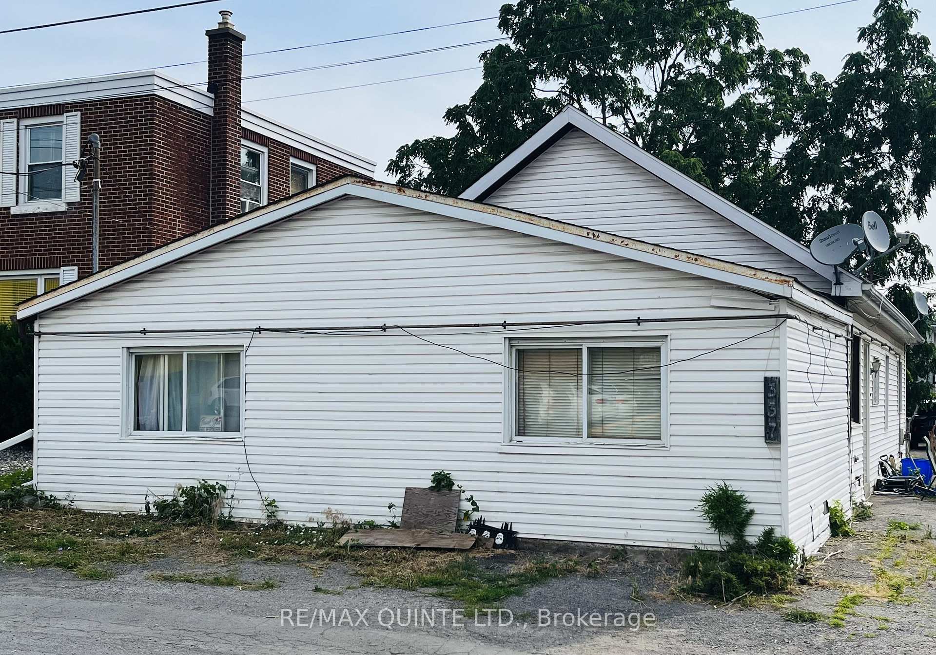 Photo 4 of 337 Coleman Street, Belleville, Belleville Ward — HOMEH