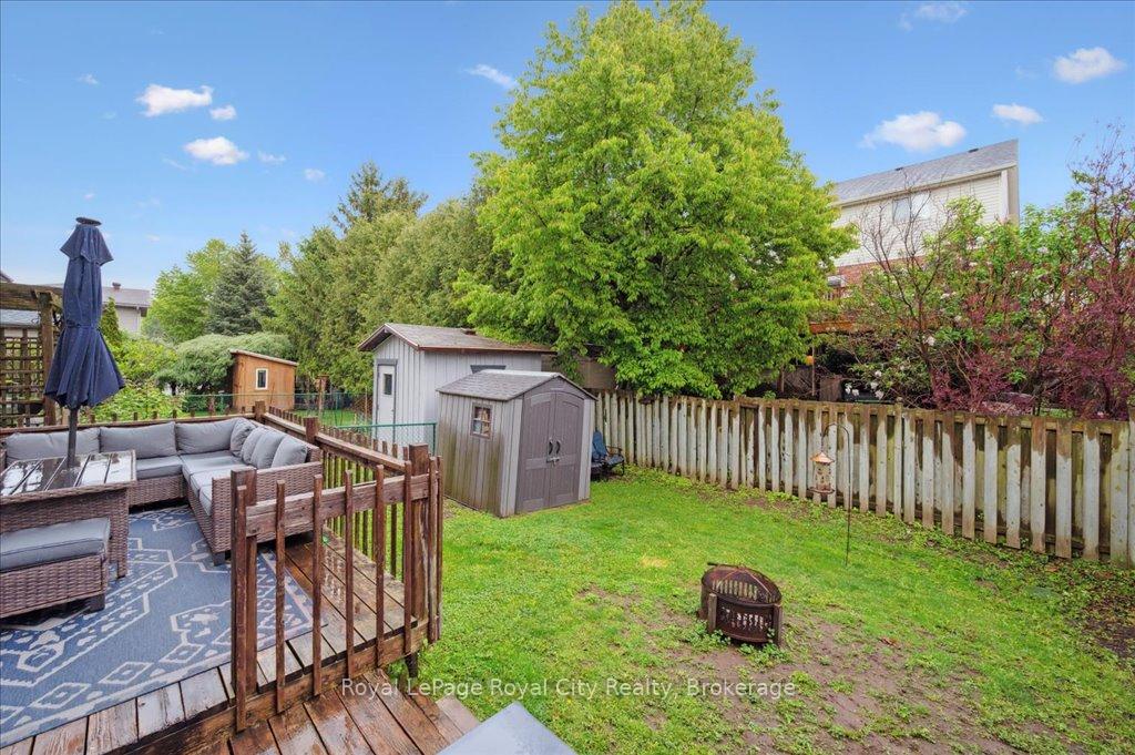 Photo 34 of 93 Doyle Drive, Guelph, Clairfields/Hanlon Business Park — HOMEH