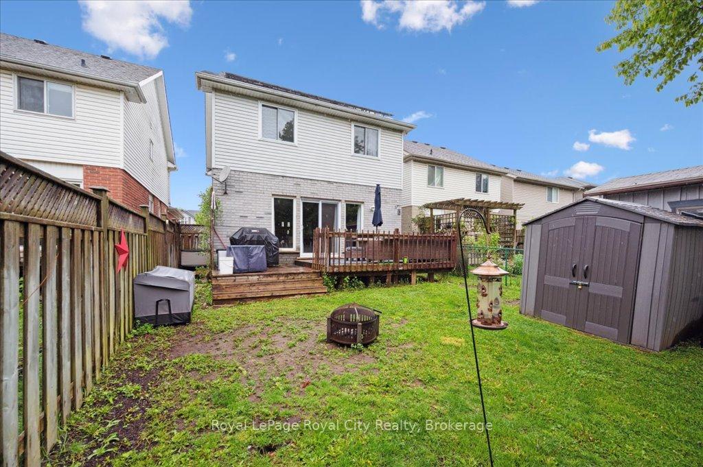 Photo 36 of 93 Doyle Drive, Guelph, Clairfields/Hanlon Business Park — HOMEH