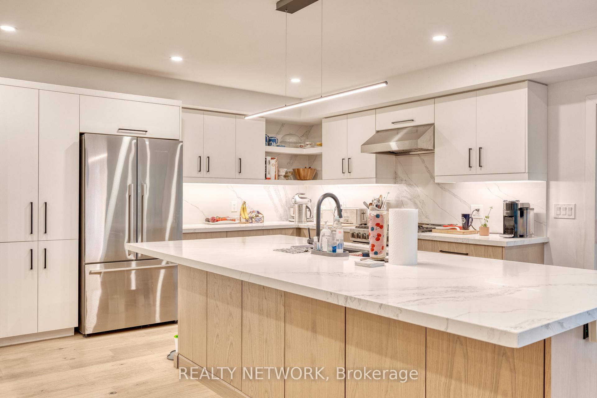 Photo 12 of 68 Mountain Park Avenue, Hamilton, Inch Park — HOMEH