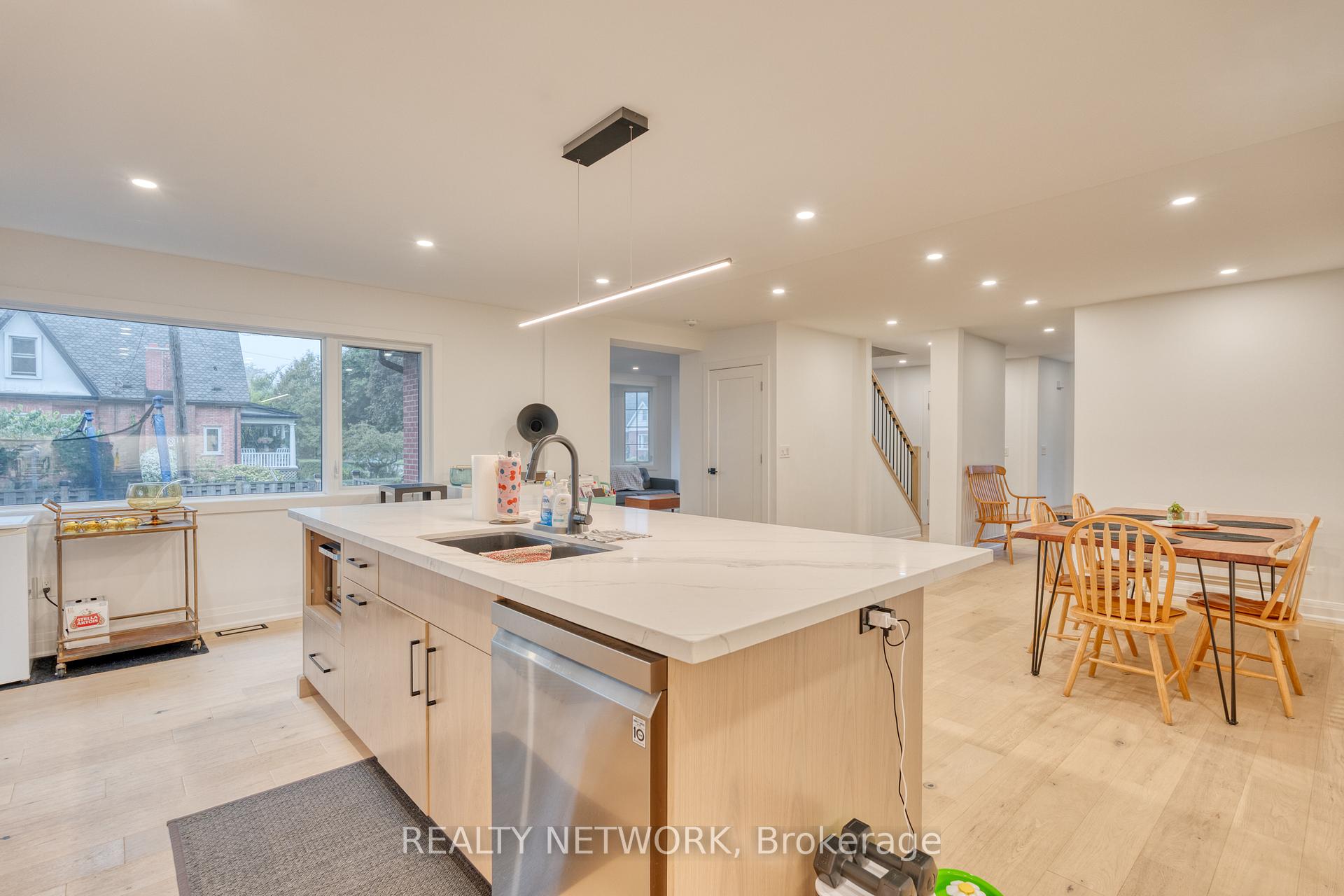 Photo 14 of 68 Mountain Park Avenue, Hamilton, Inch Park — HOMEH