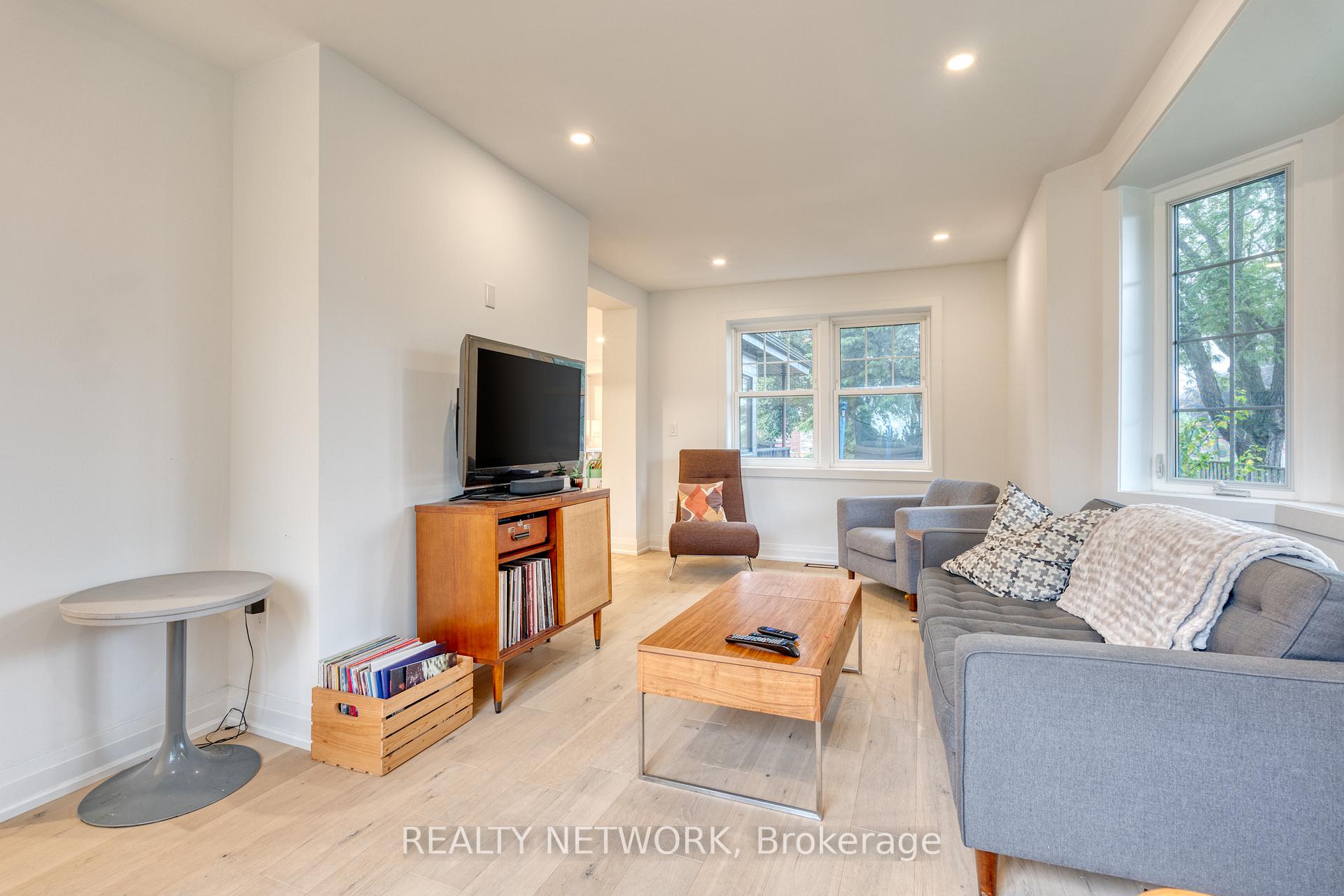 Photo 18 of 68 Mountain Park Avenue, Hamilton, Inch Park — HOMEH