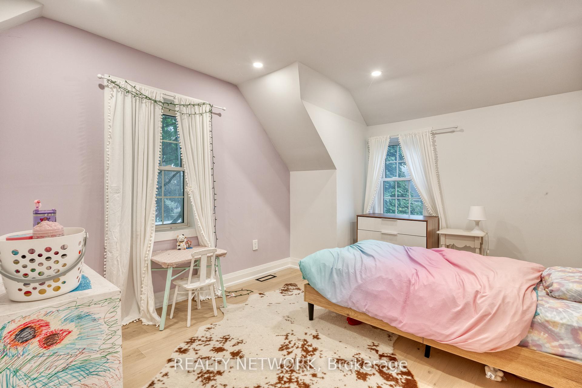 Photo 26 of 68 Mountain Park Avenue, Hamilton, Inch Park — HOMEH