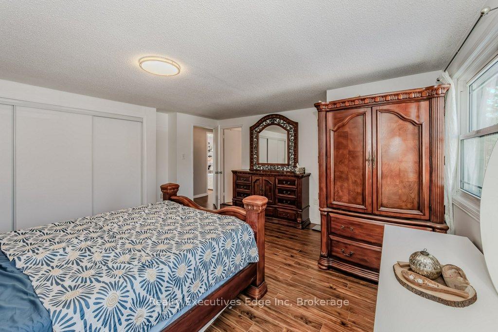 Photo 24 of 23 Sagewood Place, Guelph, Kortright West — HOMEH