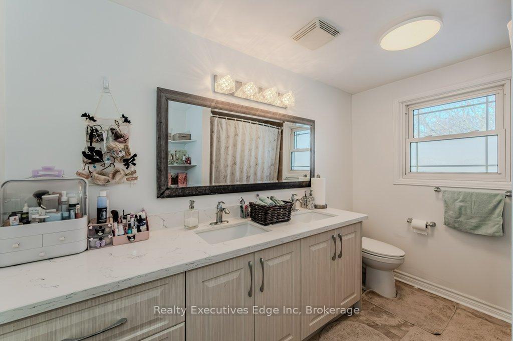 Photo 29 of 23 Sagewood Place, Guelph, Kortright West — HOMEH