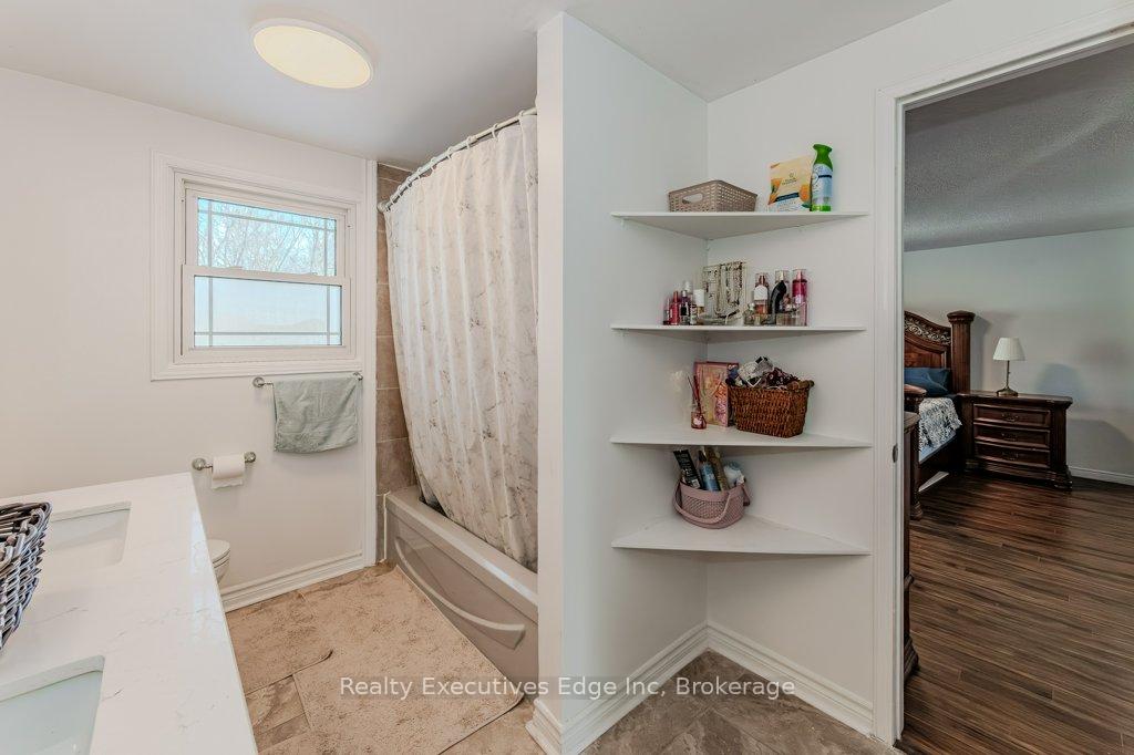 Photo 30 of 23 Sagewood Place, Guelph, Kortright West — HOMEH