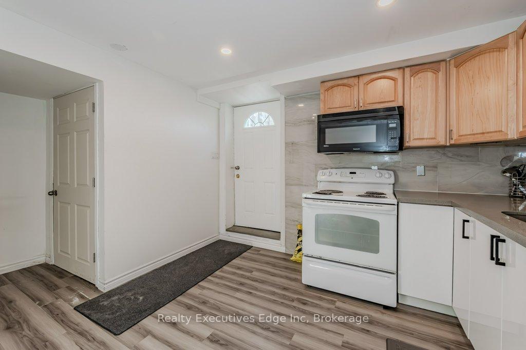 Photo 31 of 23 Sagewood Place, Guelph, Kortright West — HOMEH