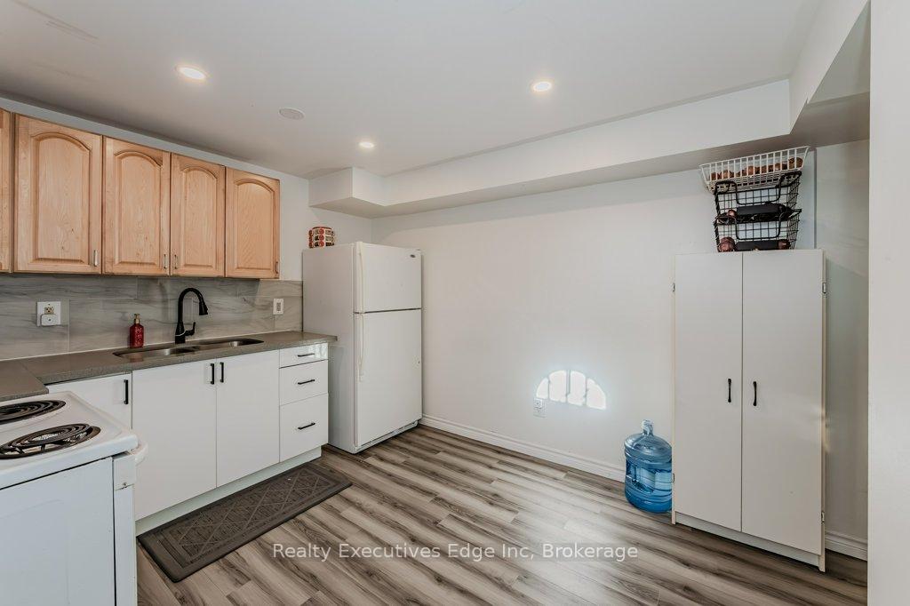 Photo 34 of 23 Sagewood Place, Guelph, Kortright West — HOMEH