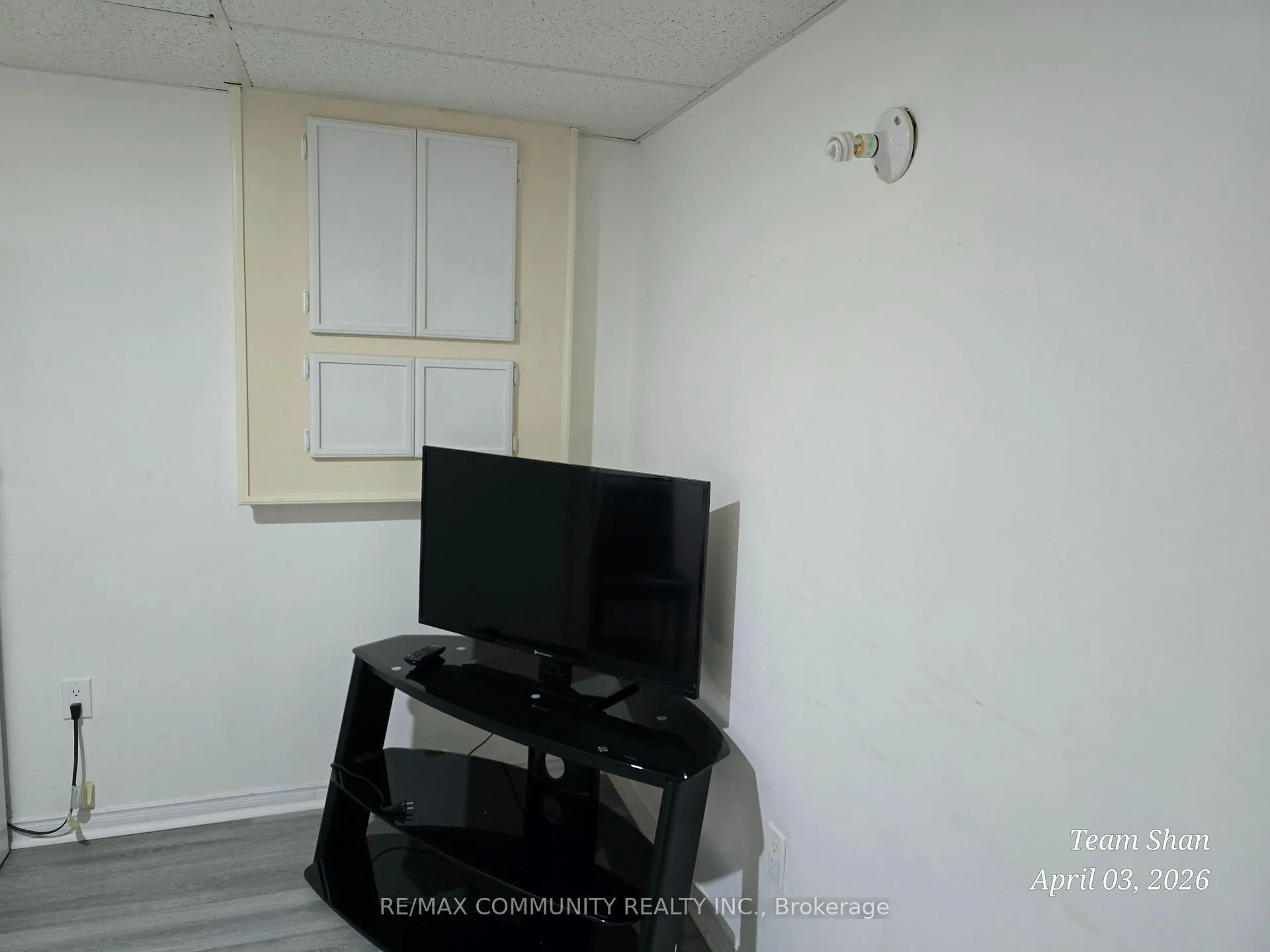 Photo 6 of 191 Stather Crescent, Markham, Milliken Mills East — HOMEH
