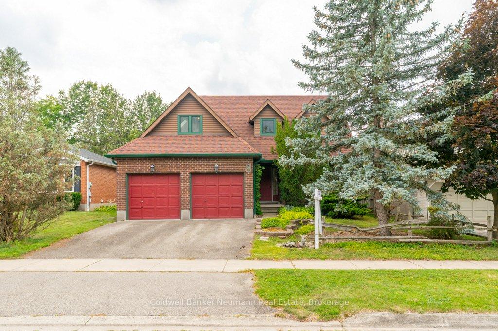 Photo 2 of 27 Celia Crescent, Guelph, Dovercliffe Park/Old University — HOMEH