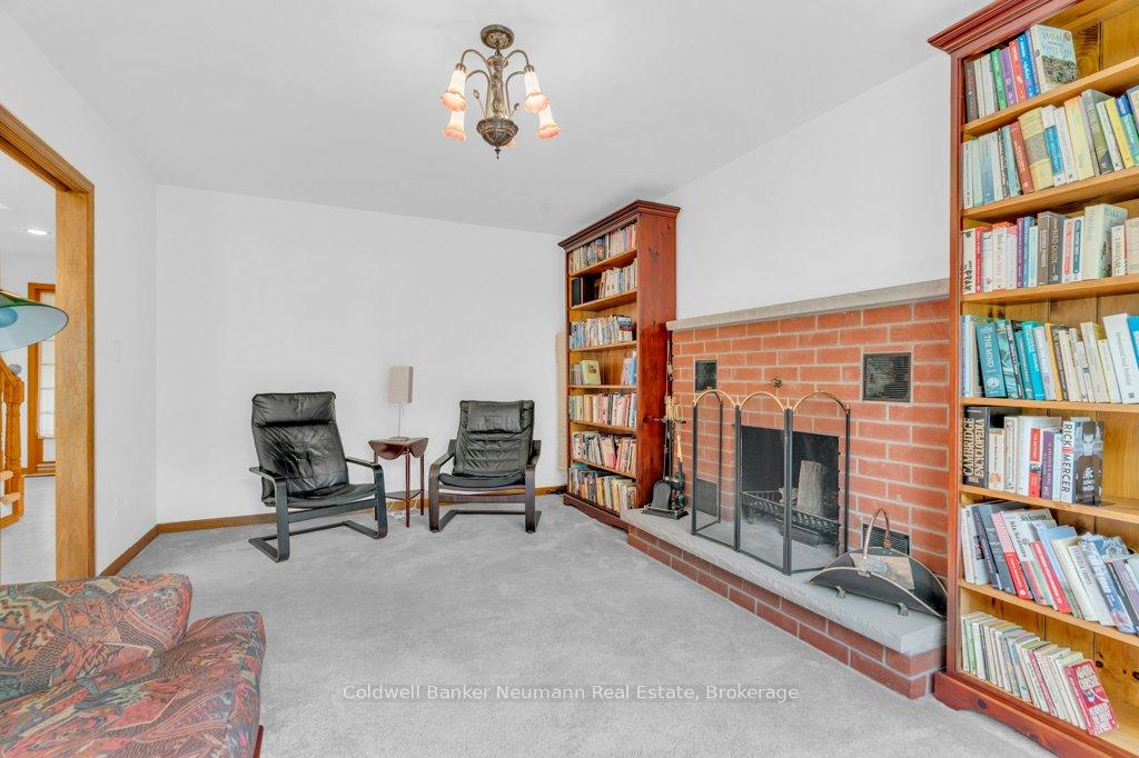 Photo 12 of 27 Celia Crescent, Guelph, Dovercliffe Park/Old University — HOMEH
