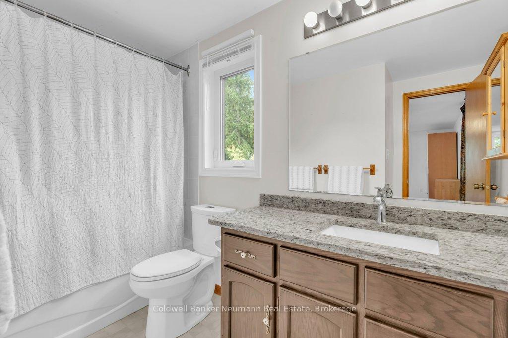 Photo 24 of 27 Celia Crescent, Guelph, Dovercliffe Park/Old University — HOMEH