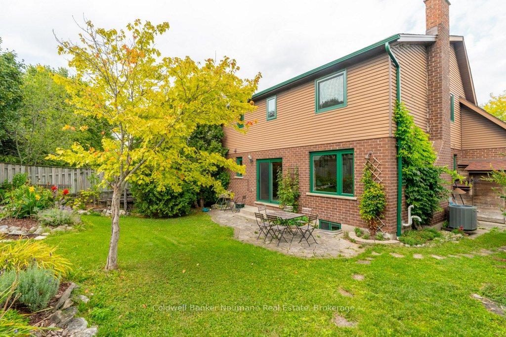 Photo 37 of 27 Celia Crescent, Guelph, Dovercliffe Park/Old University — HOMEH