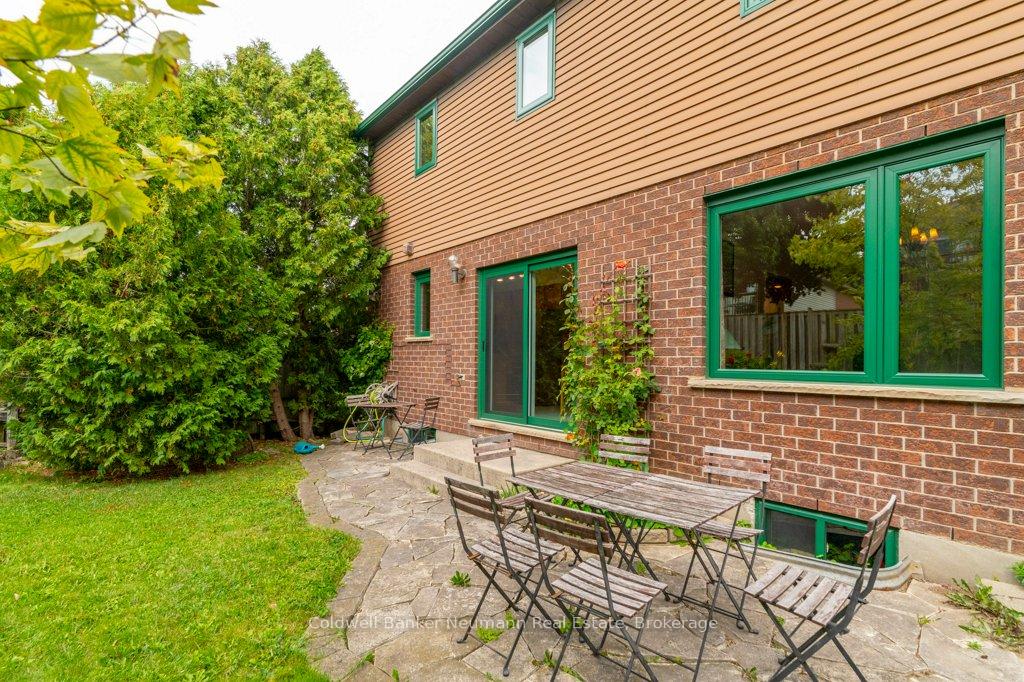 Photo 41 of 27 Celia Crescent, Guelph, Dovercliffe Park/Old University — HOMEH