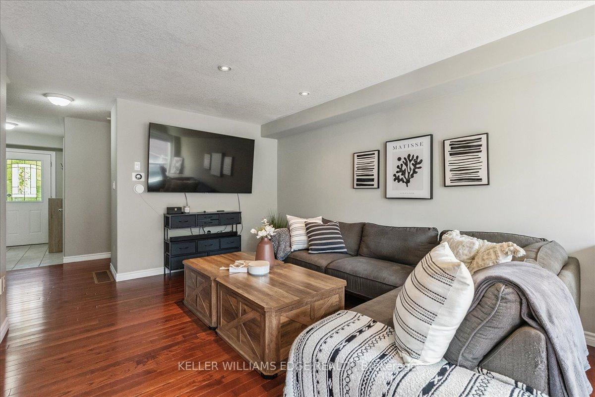Photo 7 of 35 Pettit Street, Hamilton, Winona — HOMEH