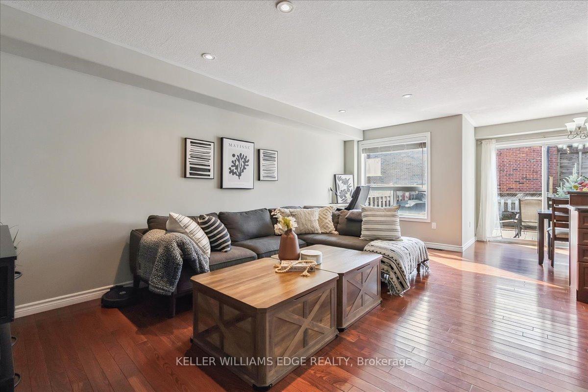 Photo 8 of 35 Pettit Street, Hamilton, Winona — HOMEH