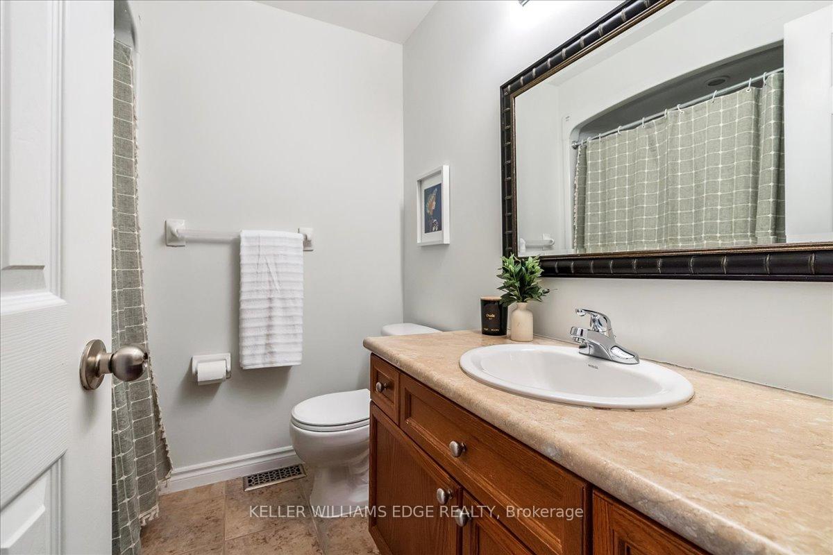Photo 19 of 35 Pettit Street, Hamilton, Winona — HOMEH