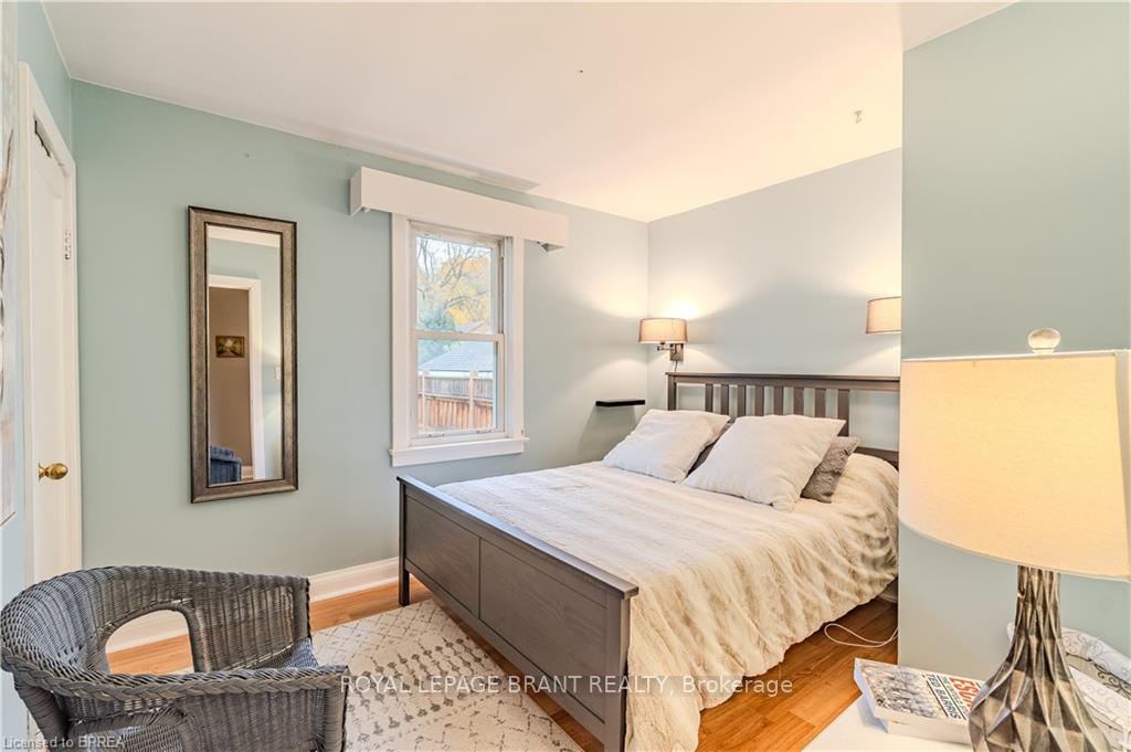 Photo 5 of 49 Kelly Street, Hamilton, Waterdown — HOMEH