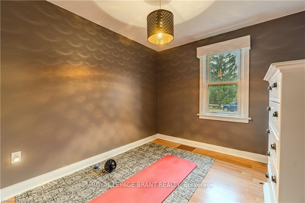 Photo 7 of 49 Kelly Street, Hamilton, Waterdown — HOMEH