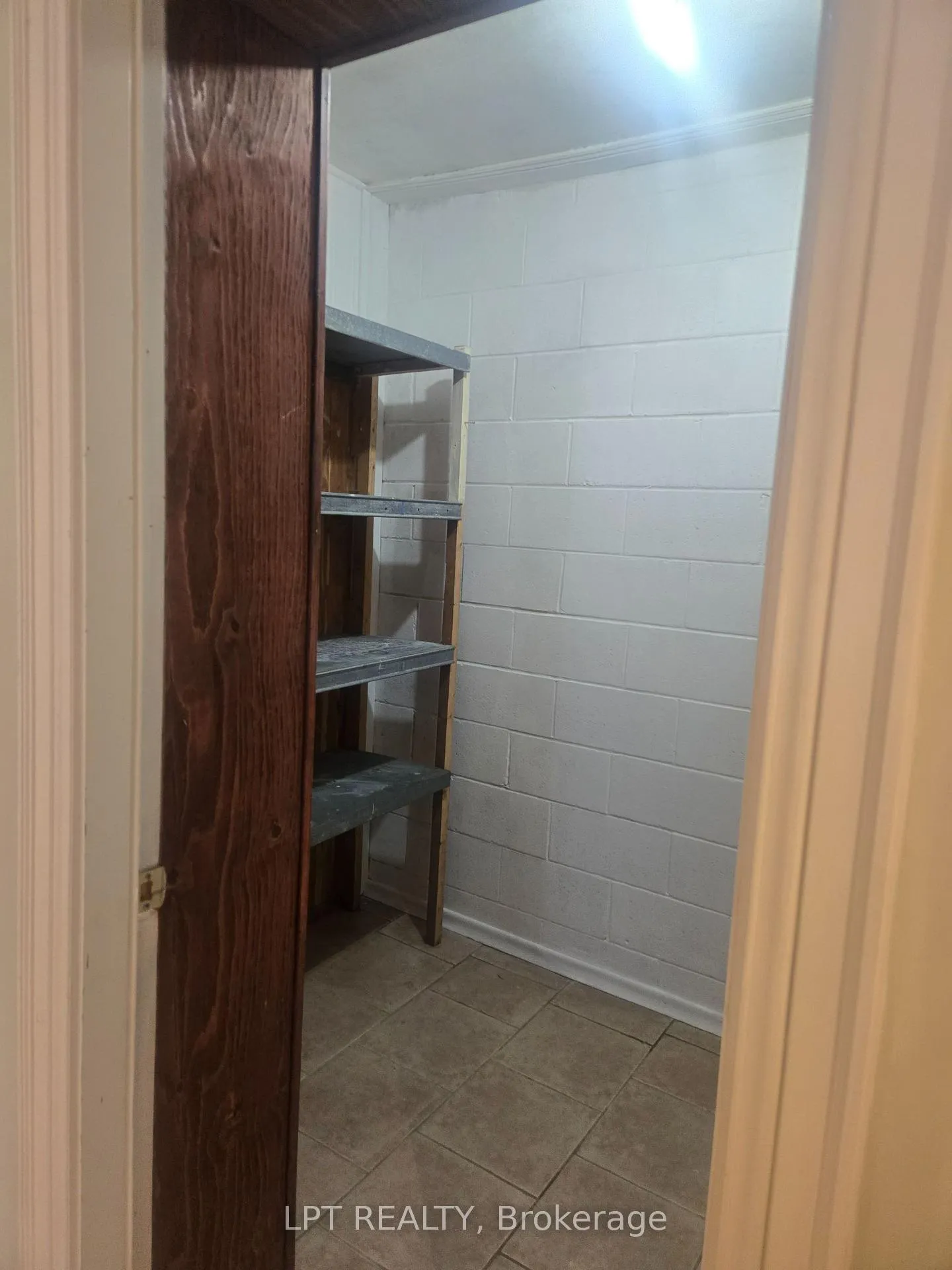 Photo 11 of Unit Lower Level, 14195 Mount Hope Road E, Caledon, Rural Caledon — HOMEH